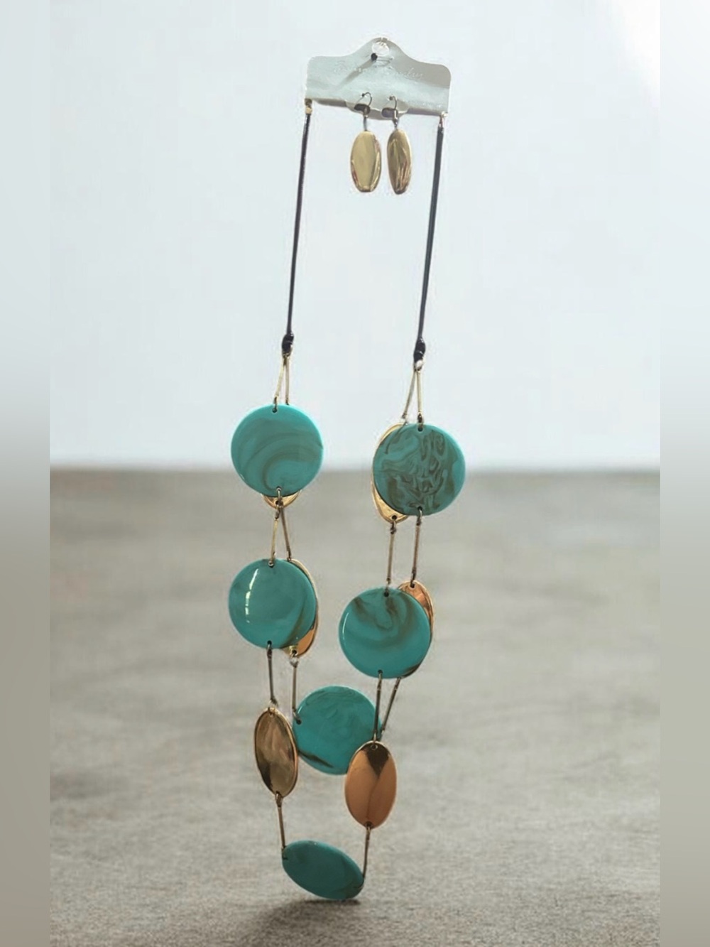 Gold & Turquoise Disc Necklace and Earring Set - Women Jewelry
1591